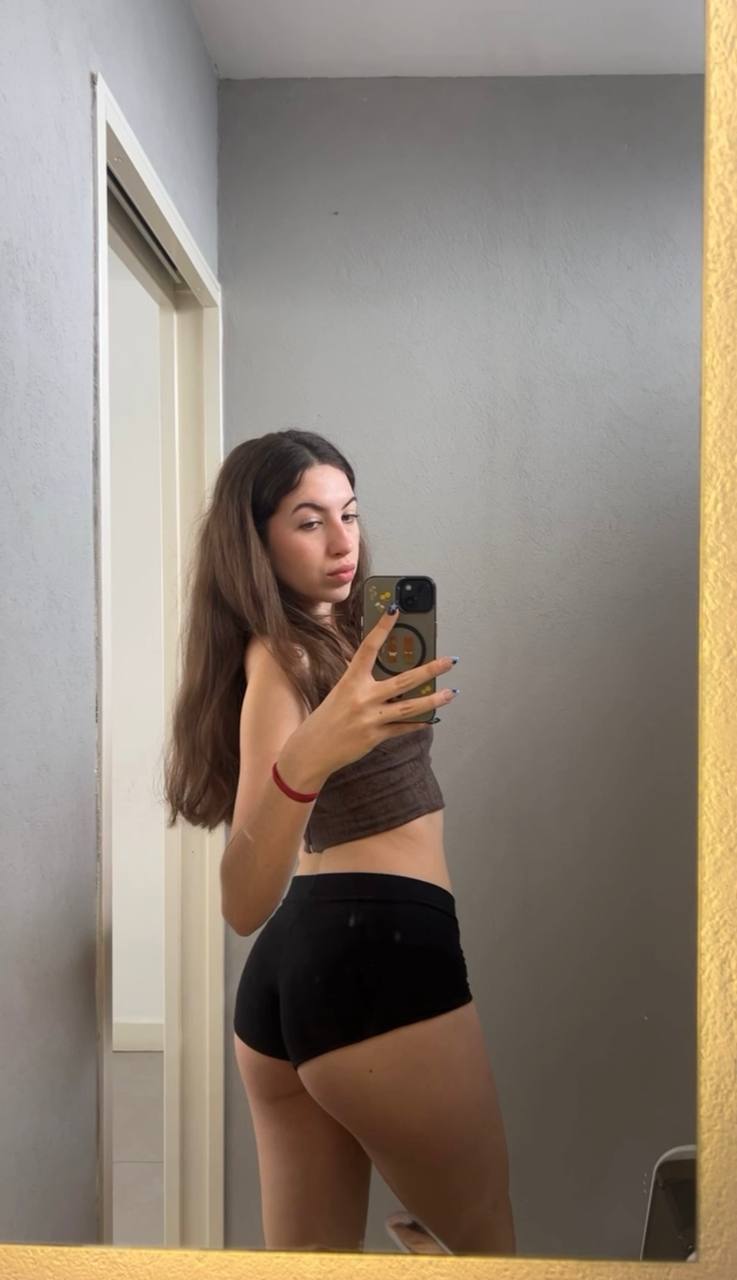 Amber in her underwear in Puebla de Zaragoza